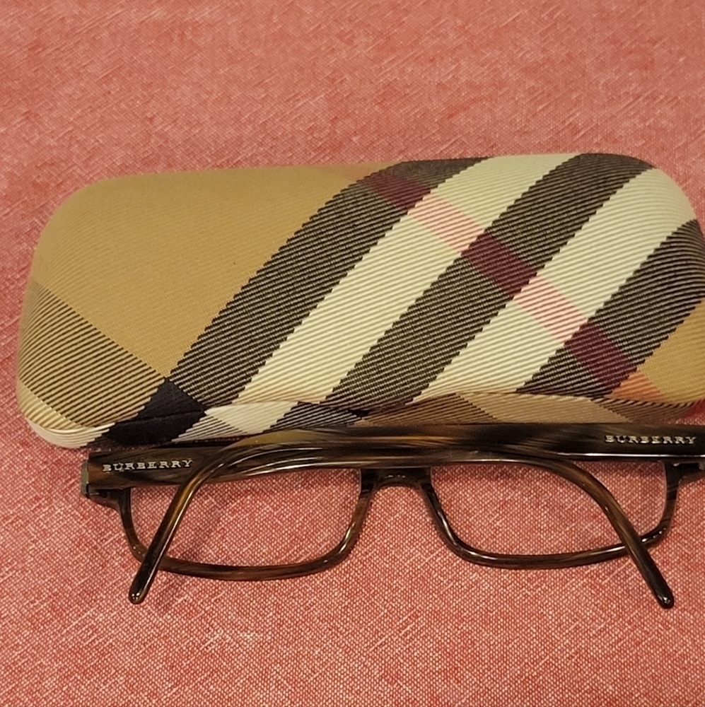 Burberry Eyeglasses with Clamshell Hardcase with Nove Check Plaid Made in Italy - Picture 8 of 10